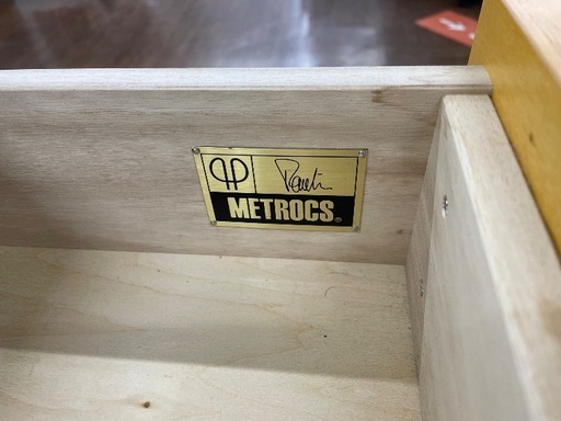 METROSののワークデスクが入荷しました