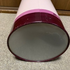 ブリキ？の傘立て。高さ43直径20cmの画像