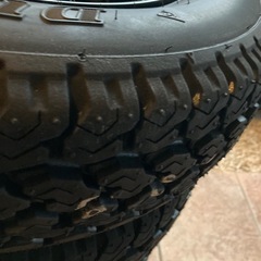 新品12インチ　ゴツゴツタイヤ/ホイールセットの画像