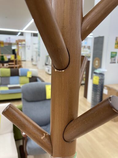 A-1777【リユースのサカイ野々市店】ジモティ来店特価‼ 木製ハンガー 