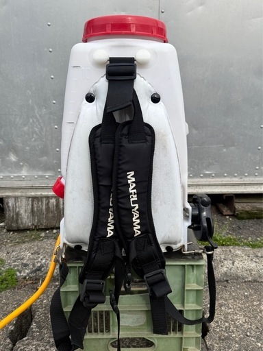 丸山 マルヤマ背負動力噴霧機 噴霧器GKS11 元気印美品 軽量カップ付10L 