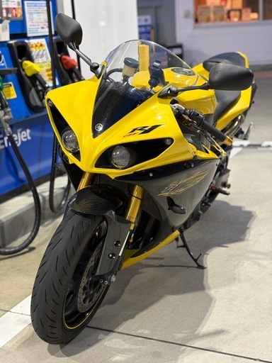 ヤマハYAMAHA YZF-R12009年式　逆輸入車 車検満タン26205キロ