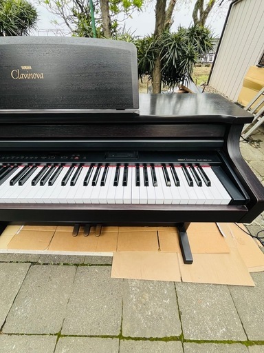電子ピアノ YAMAHA 　Clavinova CLP-156
