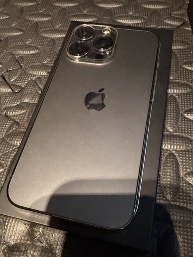 iPhone 13 Pro 128GB グラファイト au