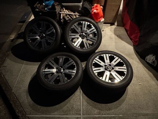 デリカD5純正ホイール&タイヤセット