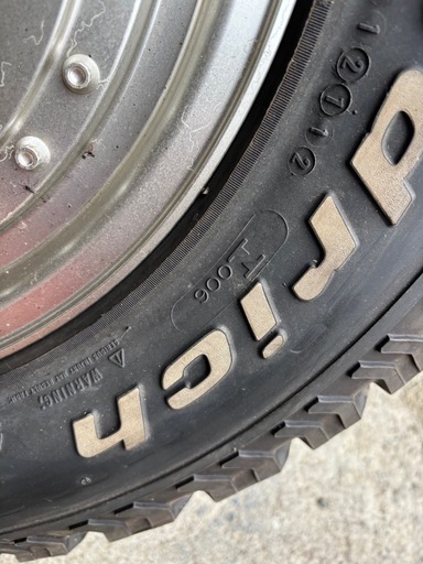 BFGoodrich A/T スパイクタイヤ
