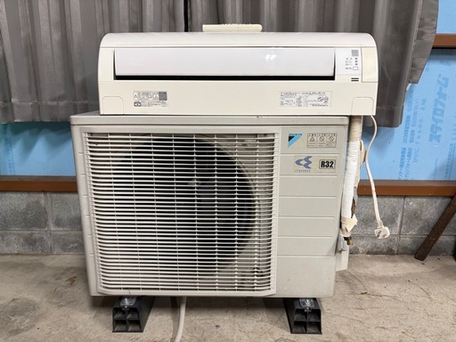 エアコン 18畳　ダイキンATE56TPE4-W