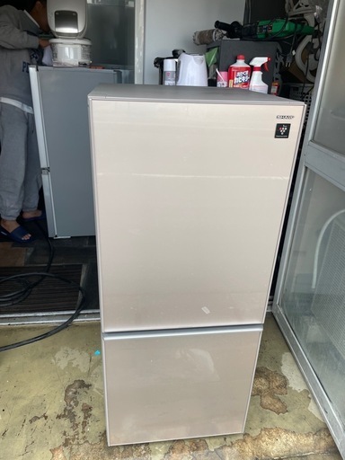 北九州市内配送無料保証付き シャープSJ-GD14C-C 冷蔵庫 [137L /2ドア 