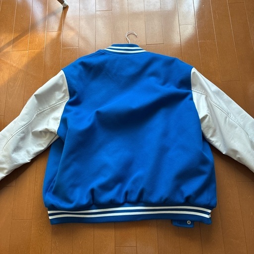 スタジャン（beams）