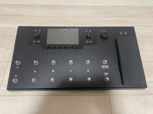 LINE 6 HELIX LT 専用ケース付き(ペダル故障)
