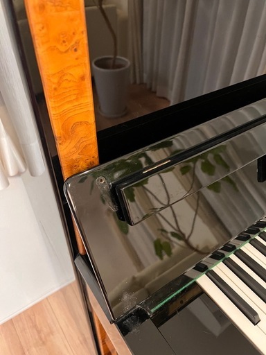 アップライトピアノ　フルシュタイン　業者手配必須　FURSTEIN