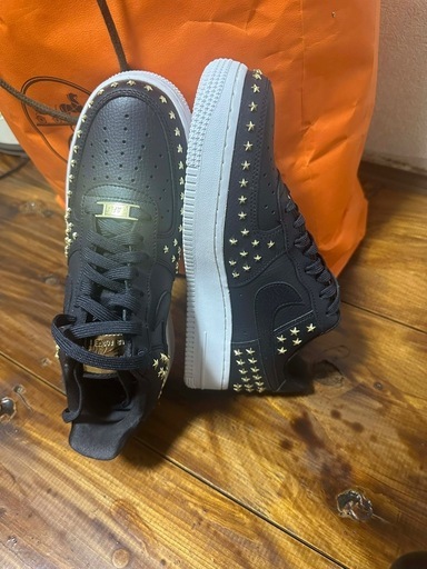 【良品】スタースタッズ付き NIKE Air Force 1 エアフォースワン