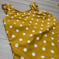 🌈美品　デザイン水着　ドット　4-5歳の画像