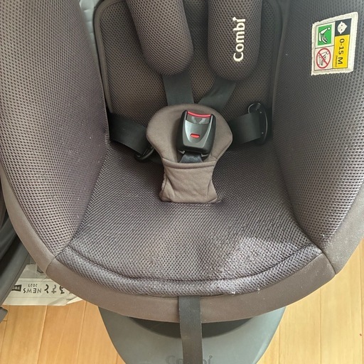 チャイルドシート　Combi   　