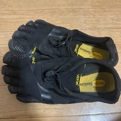 ビブラムファイブフィンガーですの画像