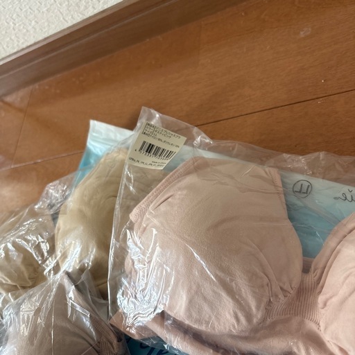 ジニエプレシャスブラ