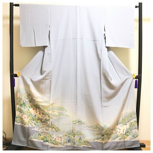 美品 正絹 訪問着 仕付け糸付き 楼閣山水と四季の彩り 格式高い美しさ