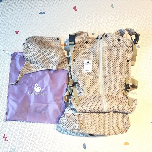 べべスワン　抱っこ紐　サンドベージュ　美品
