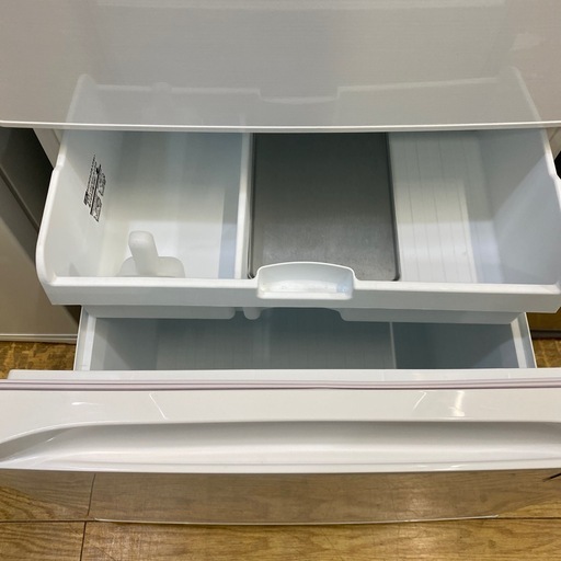 ?自動製氷?TOSHIBA 330L冷蔵庫 2018年製 GR-M33S ３ドア  VEGETA ベジータ NO.9066F