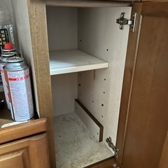 ナチュラル食器棚　家電など付きませんの画像