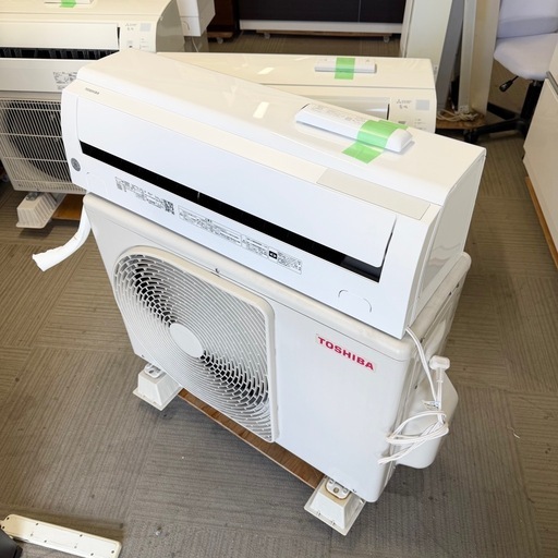 【超美品‼️】東芝 2023年製 10畳用エアコン マジック洗浄熱交換器 オートリスタート機能 100V/2.8kw