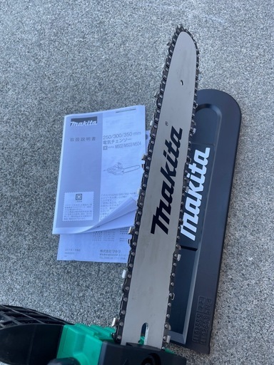 マキタ Makita 電気チェンソー M504 350mm チェーンオイル付き 元箱・取扱説明書付き