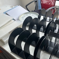 電波時計、本立て(10個)、クリアファイル 多数の画像