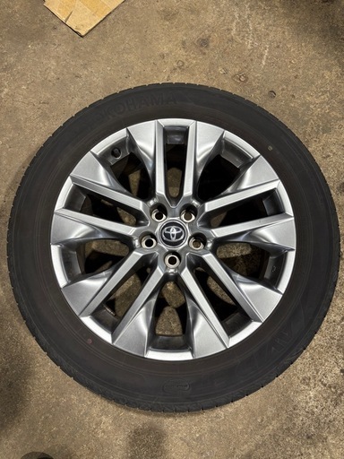 トヨタ　RAV4 純正19インチホイール　