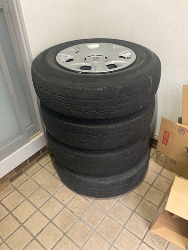 ハイエース　タイヤホイールセット