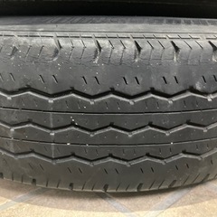 ハイエース　タイヤホイールセットの画像