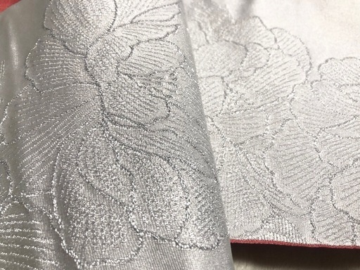 浴衣や着物の帯　お花の刺繍 水玉模様