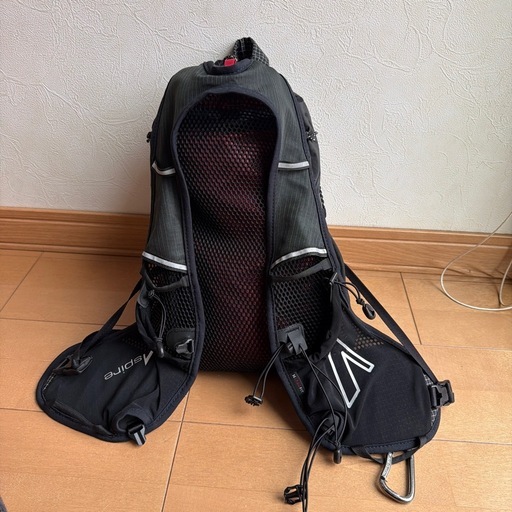 ウルトラスパイアUltra spire summit 
15L