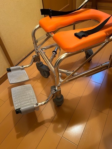 シャワーチェアー