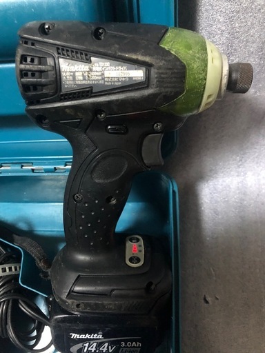 makita 14.4V TD133D充電式インパクトドライバー