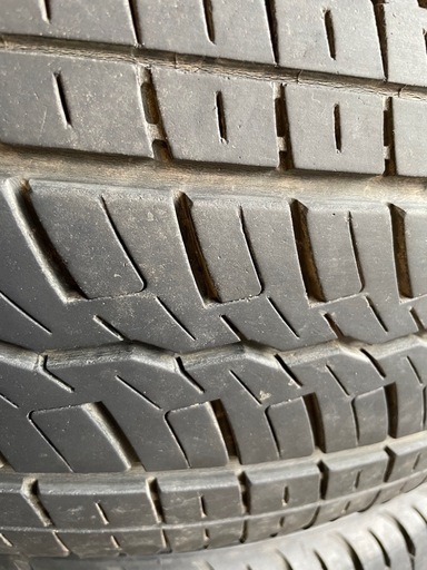 ハイエース用ホイールタイヤ中古４本　　
