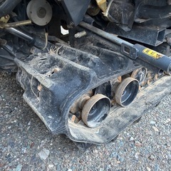 イセキコンバイン2条刈り実動外装キズ凹み多い岐阜よりの画像