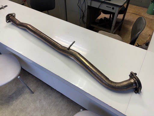 Z33  社外マフラー　左右出し　センター パイプ付
