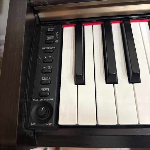 電子ピアノ