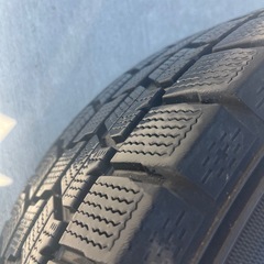 【早い者勝ち交渉あり】グッドイヤー(GOODYEAR) スタッドレス 215/60R16  ICE NAVI 7 タイヤホイール付き4本セット  の画像