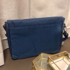iPad・タブレット入れ・ショルダーバッグの画像