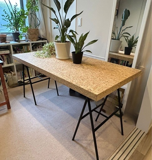 IKEA コルクテーブル