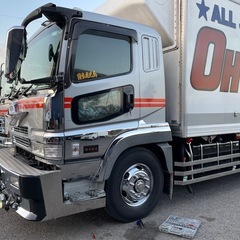 FUSO スーパーグレート 安全窓パネルの画像