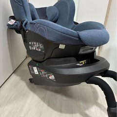 エールベベ クルット4 Oui デニムブルー 回転式チャイルドシート 新生児〜 手渡し の画像