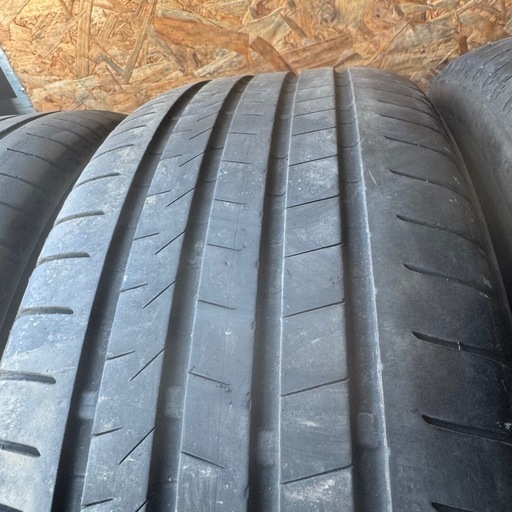 BRIDGESTONE ブリヂストン　ALENZA 235/55R20 夏タイヤ　2023年製　20インチ