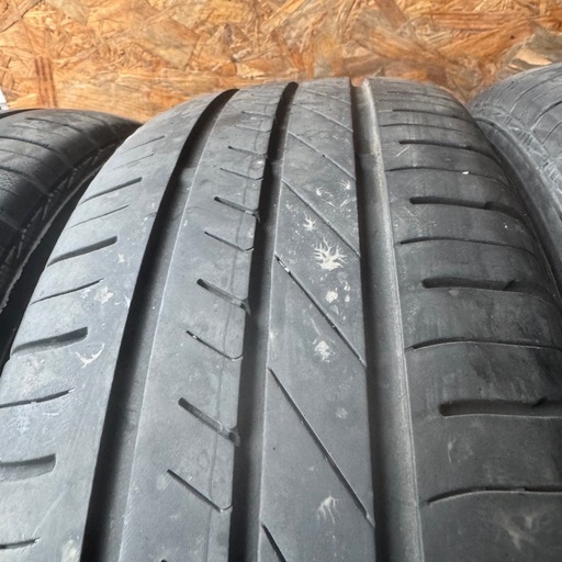 バリ山　GOODYEAR グッドイヤー　DURAGRIP 195/65R15 夏タイヤ　2021年製　15インチ