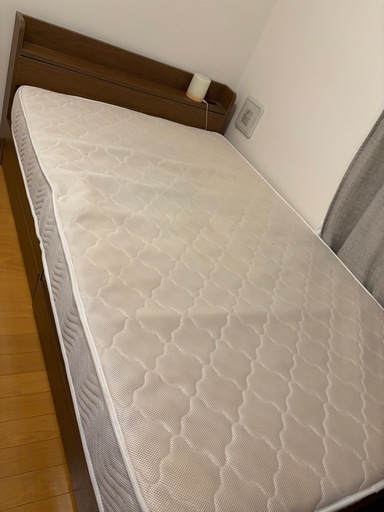 【美品】収納付きセミダブルベッド（マットレスセット）