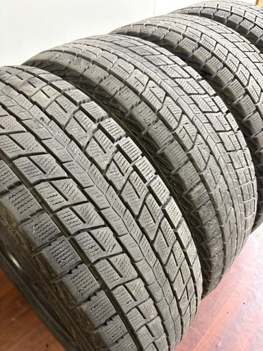 225/60/17冬ダンロップ