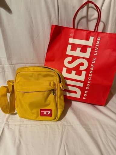 美品　DIESEL ディーゼル ポシェットワンポイントDロゴ　ショルダーバッグ
