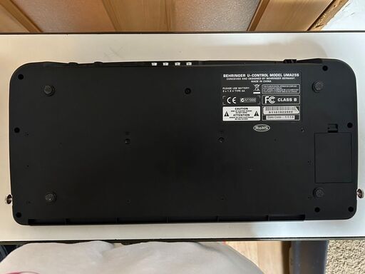 ベリンガー UMA25S MIDIキーボード