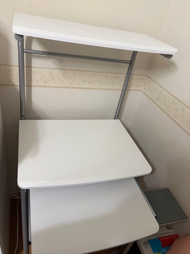 美品　パソコンデスク　　　　　